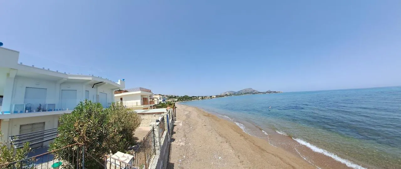 Blue Life, Sea-Luxury Rooms On The Beach Between Palermo And Cefalu' Casteldaccia 0*,