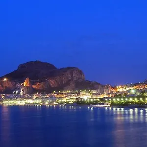 Blue Island Caterina Casteldaccia