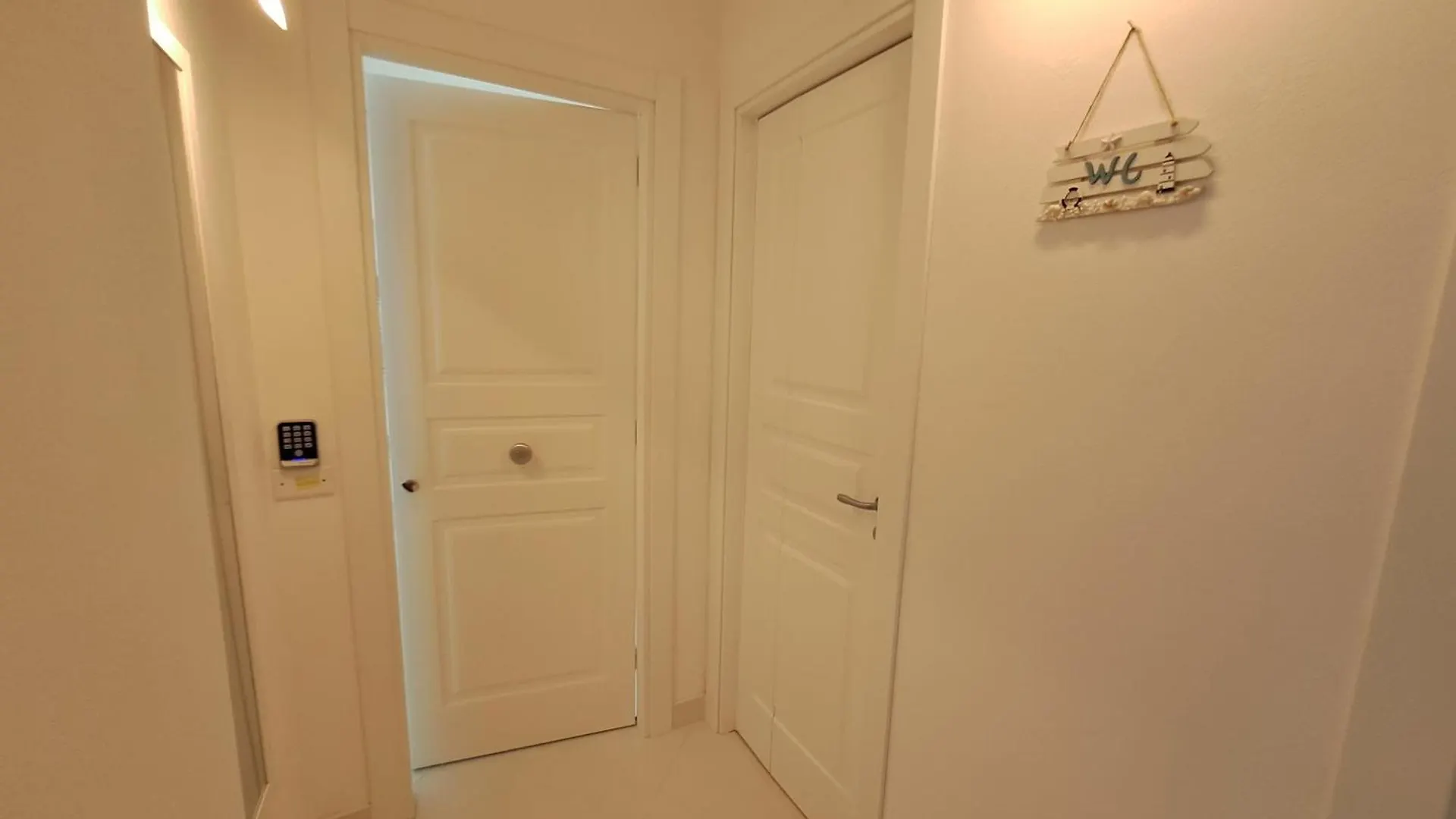 Blue Life, Sea-Luxury Rooms On The Beach Between Palermo And Cefalu' Casteldaccia Pensión